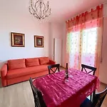 Apartman Vacanze Rotonda Sunrise *